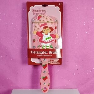 Strawberry Shortcake Pink Detangler Brush